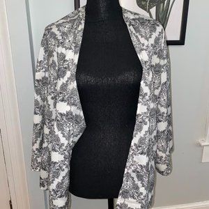 Blue Rain Black & White patterned cardigan size small